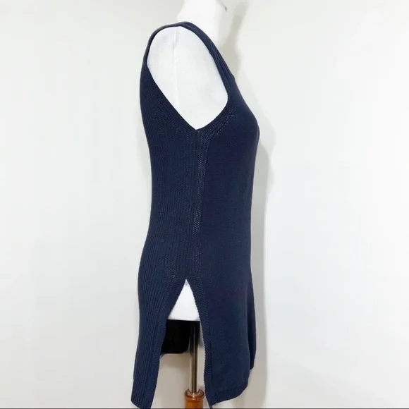 SOLD-Athleta Navy Blue Sleeveless Crochet Knit Long Tunic Top - Picture 4 of 12